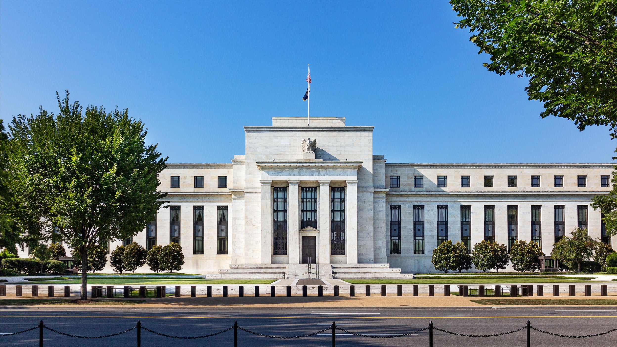 The implications of the Fed’s March minutes and an inverted yield curve on Asian markets